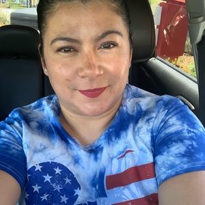 Meet your Posher, Lorena